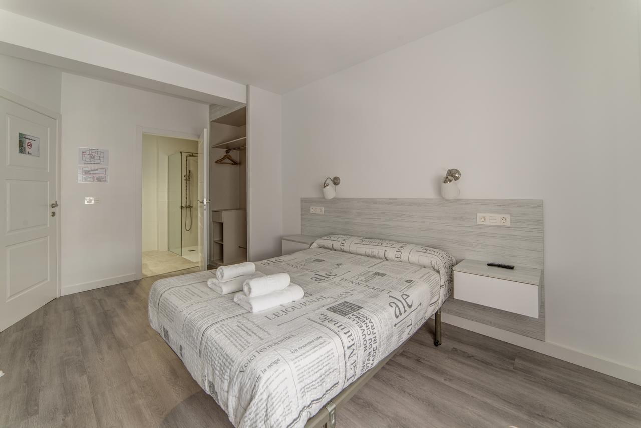Burgo Hostal Lar מראה חיצוני תמונה