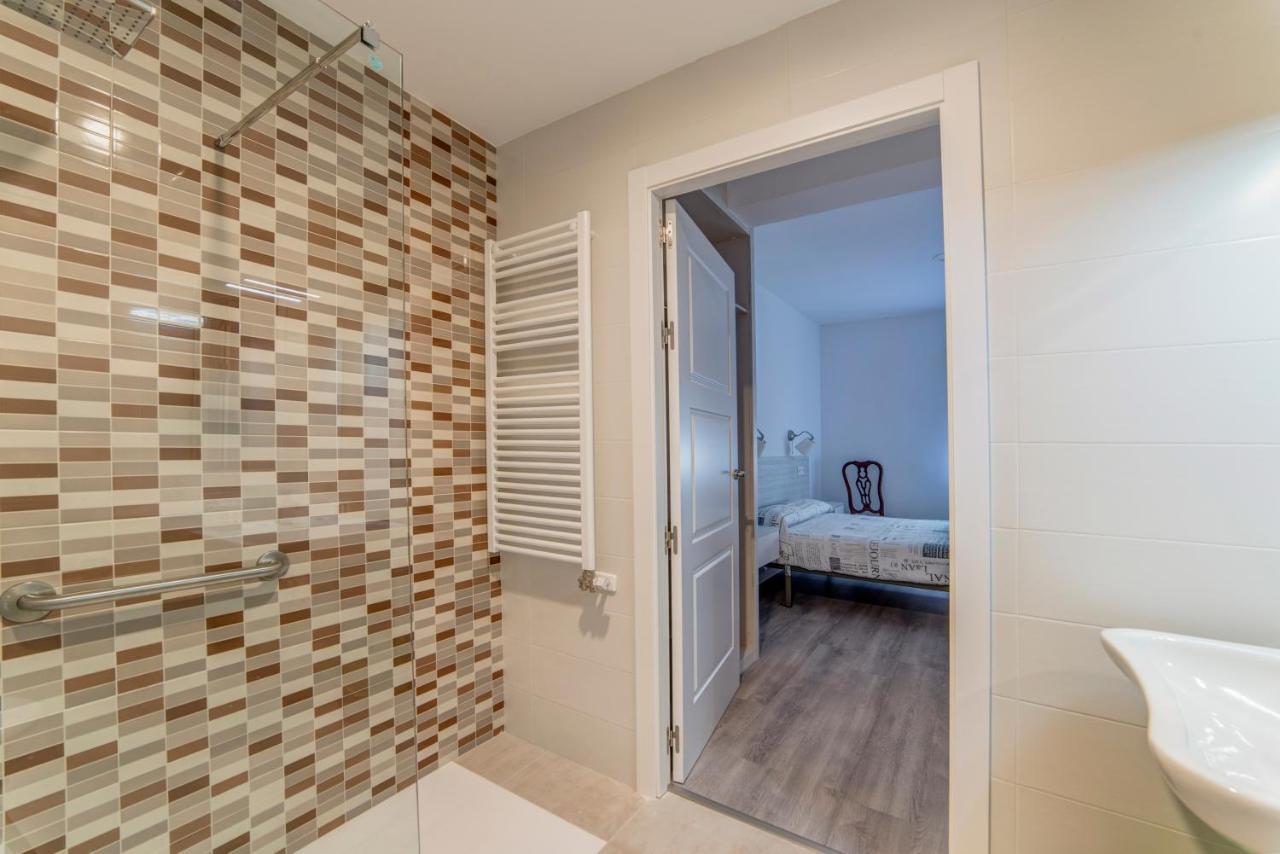 Burgo Hostal Lar מראה חיצוני תמונה