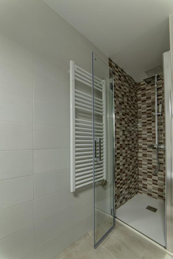 Burgo Hostal Lar מראה חיצוני תמונה