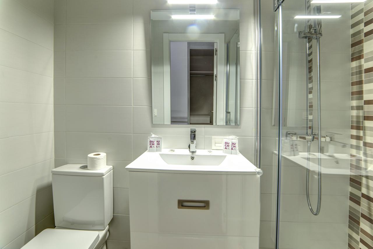 Burgo Hostal Lar מראה חיצוני תמונה