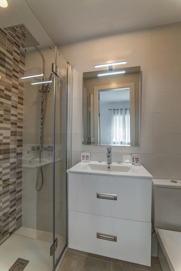 Burgo Hostal Lar מראה חיצוני תמונה