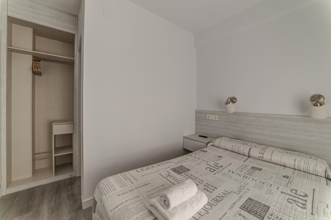 Burgo Hostal Lar מראה חיצוני תמונה