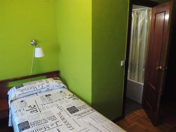 Burgo Hostal Lar מראה חיצוני תמונה